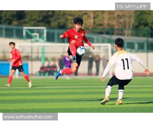 足球二级联赛中崭露头角的球星们如何在赛场上书写新篇章